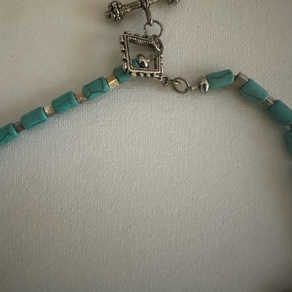 Turquoise Howlite Statement Necklace Silver Tone 26" Boho - Picture 5 of 5